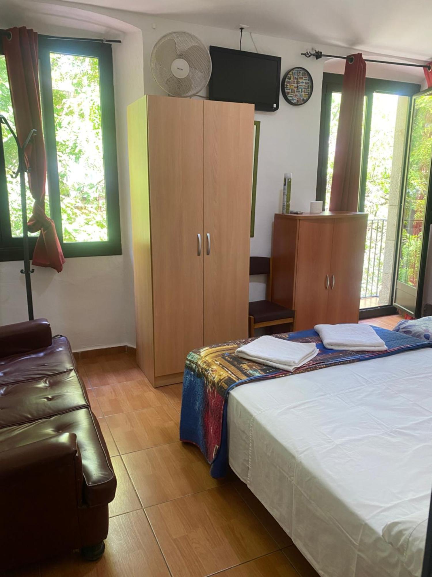 Double Room with Balcony (3 Adults),1592065263:JPEG